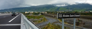 Pont sur la rivire St-Etienne aprs ouverture juin 2013